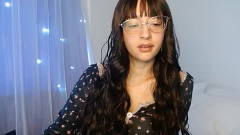 Mckayla online show from February 28, 3:13 pm