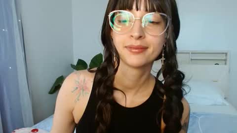 Mckayla online show from April 13, 4:23 pm