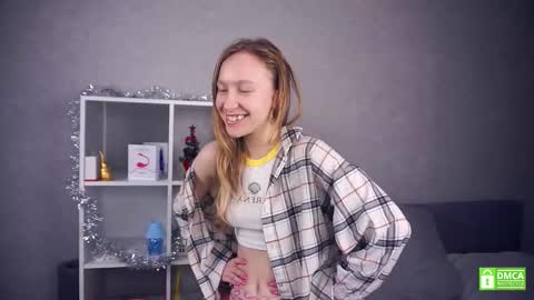 Mary  online show from December 17, 7:03 am