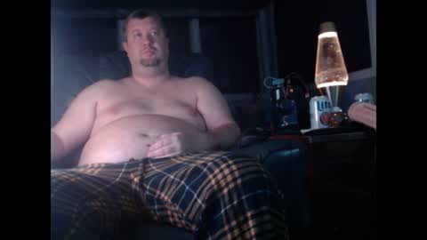 Snapshot of mckhero chatting on December 9, 8:44 am Sean online show from December 9, 8:44 am