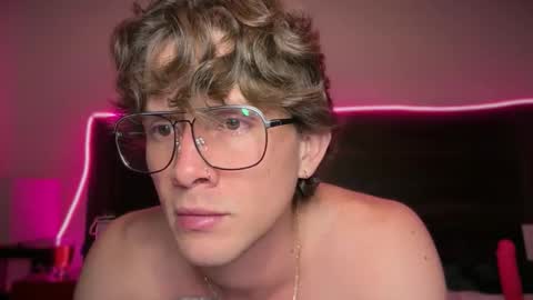 mcklister online show from March 9, 5:22 am