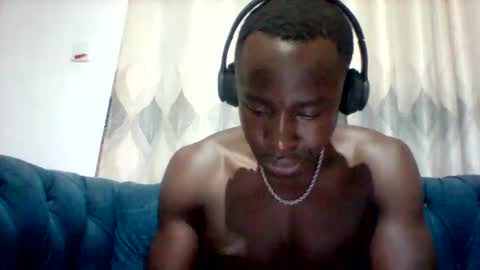 mclntz_bbc online show from October 19, 8:09 pm