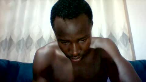Snapshot of mclntz_bbc chatting on April 29, 2:04 am mclntz_bbc online show from April 29, 2:04 am