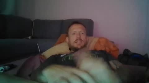 Snapshot of mclovin101010 chatting on October 21, 2:01 am mclovin online show from October 21, 2:01 am