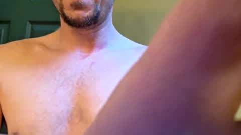 Snapshot of mclovinmackay chatting on January 31, 11:14 pm mclovinmackay online show from January 31, 11:14 pm