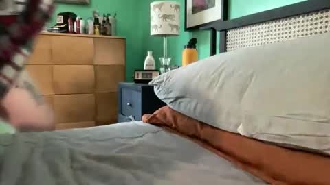 mcrizzle2 online show from April 18, 7:07 pm