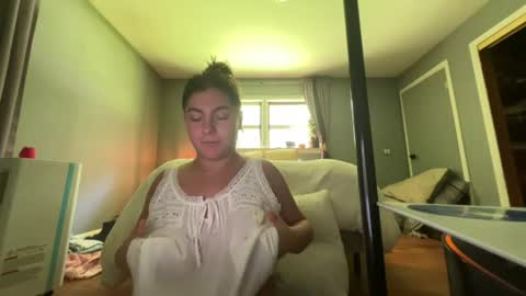 Snapshot of mdub_yule chatting on August 6, 5:59 pm mdub_yule online show from August 6, 5:59 pm