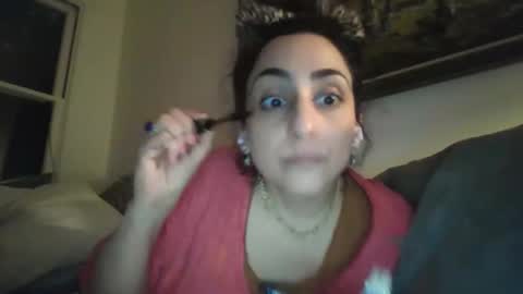 Snapshot of mdxoxo4u chatting on April 21, 9:37 am exotic luv madison Q onlythefinest privates whisperyourfantasy online show from April 21, 9:37 am
