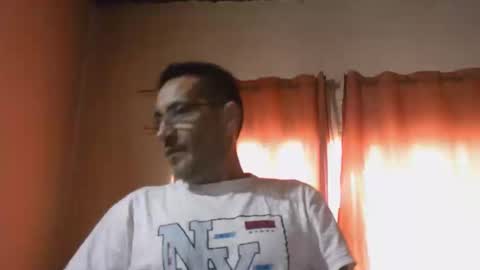 Snapshot of mdzarg chatting on March 9, 1:04 pm alejandro online show from March 9, 1:04 pm