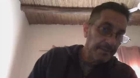 Snapshot of mdzarg chatting on May 3, 3:07 pm alejandro online show from May 3, 3:07 pm