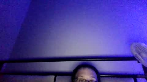 Snapshot of me18769 chatting on October 23, 12:04 pm daddy69 online show from October 23, 12:04 pm