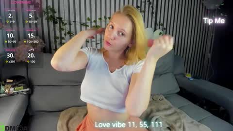 Melissa online show from March 4, 1:22 am