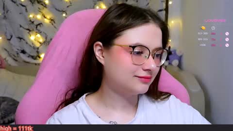 Snapshot of me_hanna chatting on February 1, 10:44 pm Hanna online show from February 1, 10:44 pm