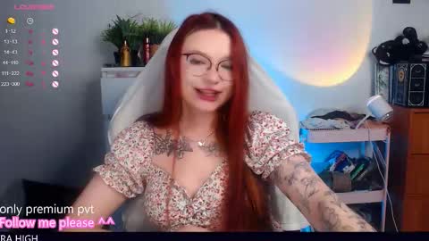 Snapshot of me_hanna chatting on October 20, 10:10 pm Hanna online show from October 20, 10:10 pm