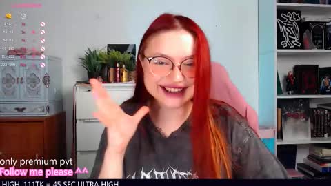 Snapshot of me_hanna chatting on November 8, 10:30 pm Hanna online show from November 8, 10:30 pm