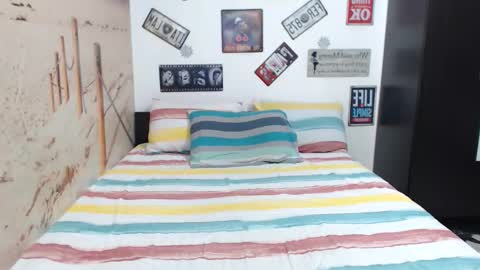 Snapshot of meaowmela chatting on September 15, 9:20 am MeaowMela online show from September 15, 9:20 am