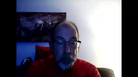 Snapshot of meathome3 chatting on December 18, 4:18 am me at home online show from December 18, 4:18 am