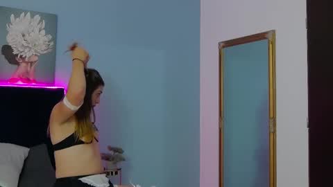 Medea online show from November 23, 8:19 pm