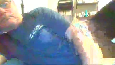 Snapshot of medic243 chatting on February 17, 3:47 am Medicineman online show from February 17, 3:47 am