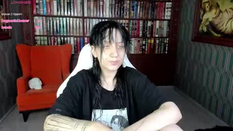 Snapshot of medusagorgona_ chatting on September 9, 12:48 pm Medusa online show from September 9, 12:48 pm