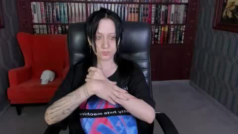 Snapshot of medusagorgona_ chatting on September 18, 7:10 am Medusa online show from September 18, 7:10 am