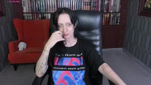 Snapshot of medusagorgona_ chatting on September 20, 7:53 am Medusa online show from September 20, 7:53 am