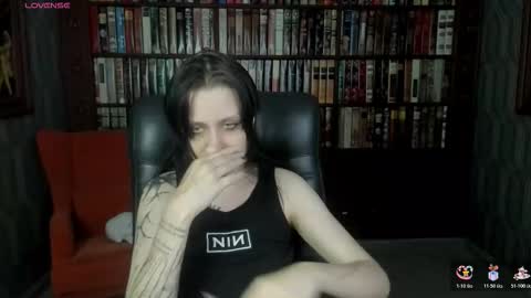 Snapshot of medusagorgona_ chatting on November 6, 7:42 am Medusa online show from November 6, 7:42 am