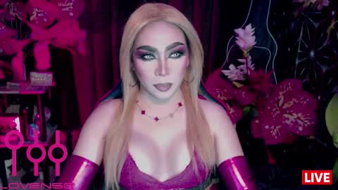 THE QUEEN ALPHA   Queen Medusa Prey online show from January 17, 2:49 am