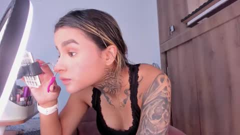 medussa13 online show from November 27, 1:13 pm