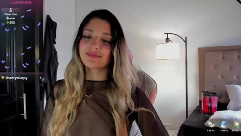 Snapshot of meduza_sexy_caramel chatting on February 22, 3:14 pm Baio online show from February 22, 3:14 pm