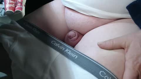 Snapshot of mee9090e900 chatting on September 25, 11:03 am mee9090e900 online show from September 25, 11:03 am