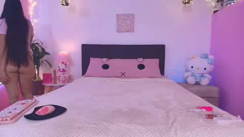 Im Megan online show from February 11, 11:15 am