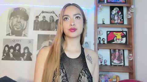 Emily online show from November 13, 8:52 pm