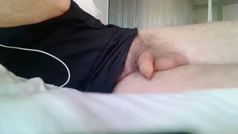 meforu21 online show from April 24, 4:31 pm