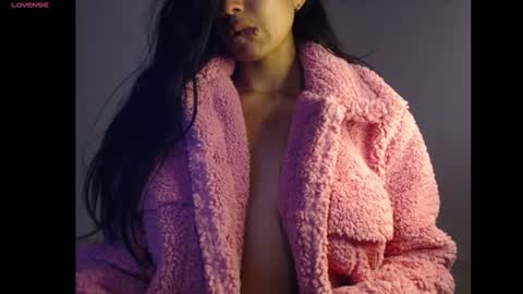 Snapshot of meg4nmiau chatting on January 19, 2:17 pm Meg4n Miauuuu online show from January 19, 2:17 pm