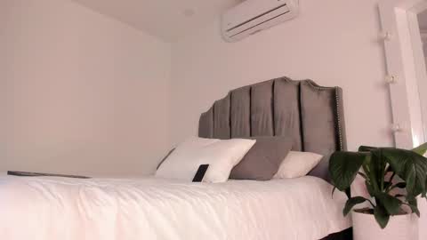 Snapshot of megan__88 chatting on March 3, 1:31 am megan online show from March 3, 1:31 am