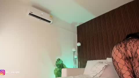 megan online show from June 18, 1:06 am