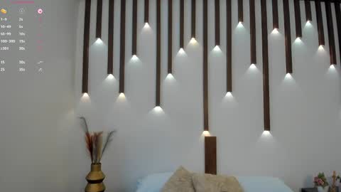 MEGAN COOPER online show from September 17, 7:15 pm