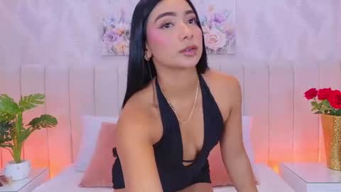 Carolina Paez online show from July 7, 12:20 pm