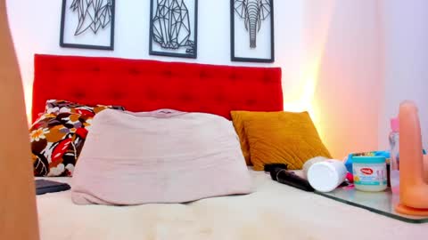 Snapshot of megan_fox_22 chatting on February 9, 11:46 pm Megan online show from February 9, 11:46 pm