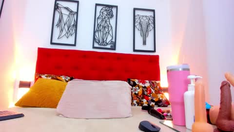 Snapshot of megan_fox_22 chatting on February 15, 9:16 am Megan online show from February 15, 9:16 am