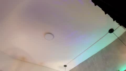    online show from February 1, 9:11 am