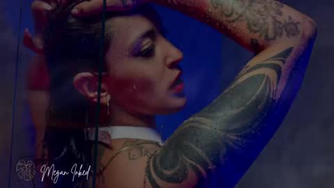 Snapshot of megan_inked_ chatting on May 21, 3:13 am online show from May 21, 3:13 am