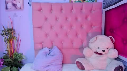 Snapshot of megan_jenner1 chatting on January 8, 6:05 am megan_jenner1 online show from January 8, 6:05 am