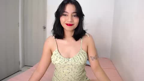 Snapshot of megan_mancini chatting on July 1, 1:40 am Megan independent model online show from July 1, 1:40 am