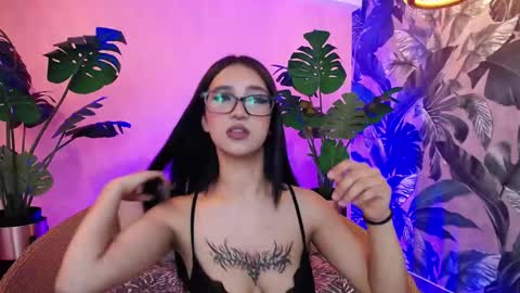 megan_saint online show from December 22, 12:57 pm