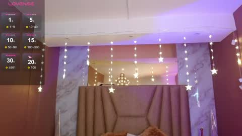 megan_saint online show from April 22, 2:29 pm