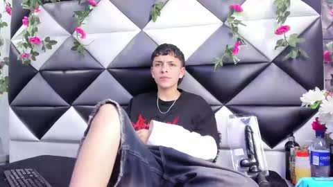 megan_thompsonn_ online show from October 16, 2:12 am