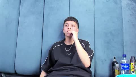 megan_thompsonn_ online show from March 4, 2:17 am