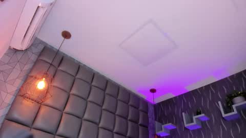 Megan online show from December 2, 8:15 pm